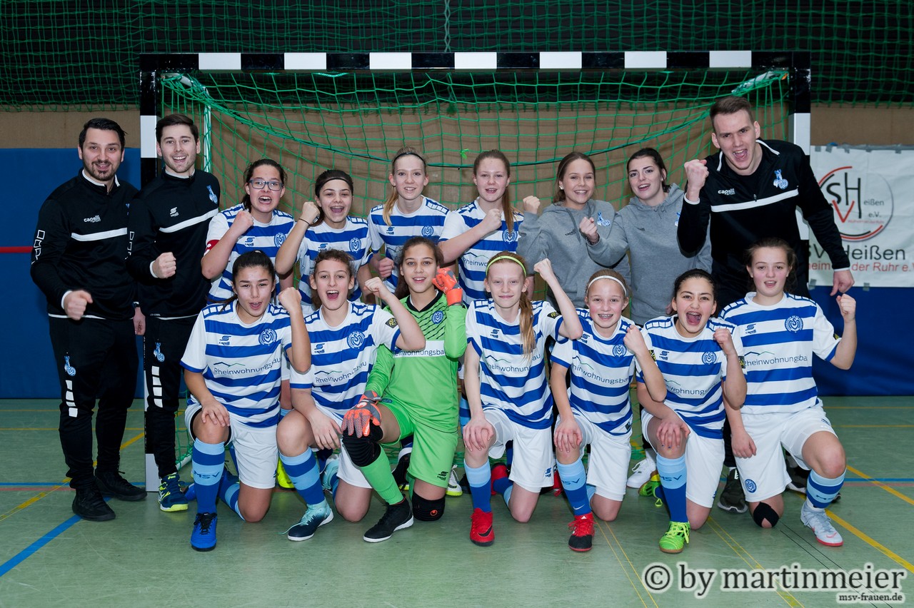 Auf in den Kampf - Die MSV-Mädels starten in den Kampf um die Westdeutsche Futsal-Meisterschaft