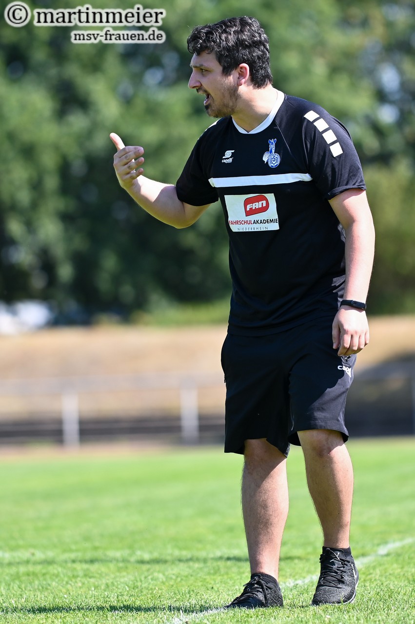 Zufrieden - MSV-Chefcoach Dominic Alimi